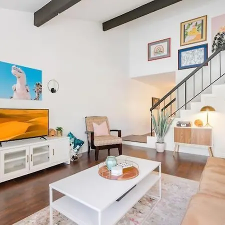 Modern Palm Springs Escape! Apartment